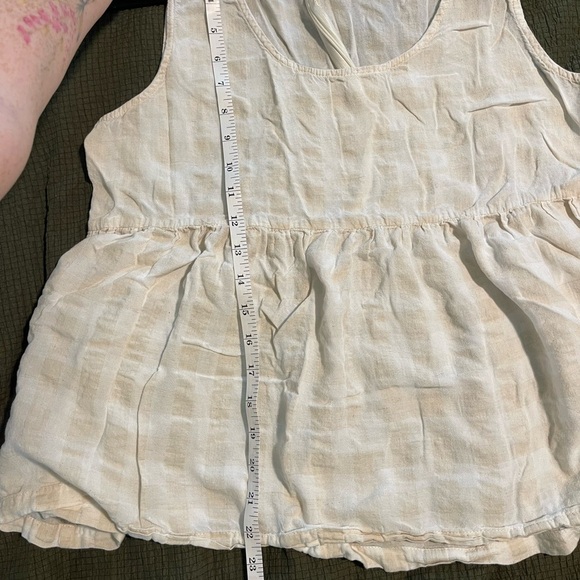 Tan and white checkered tank top - Picture 6 of 7